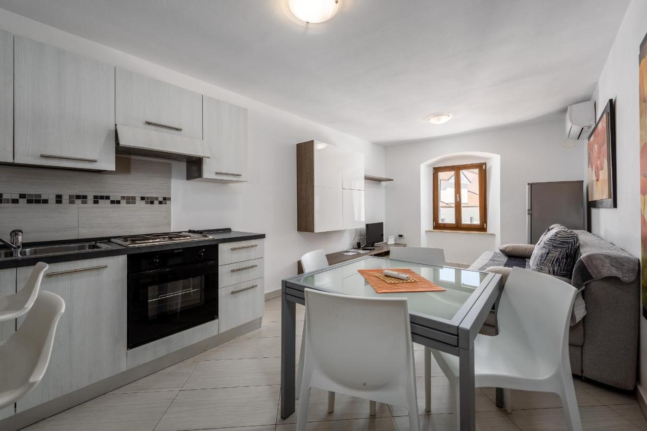 Apartments Dante Умаг Экстерьер фото