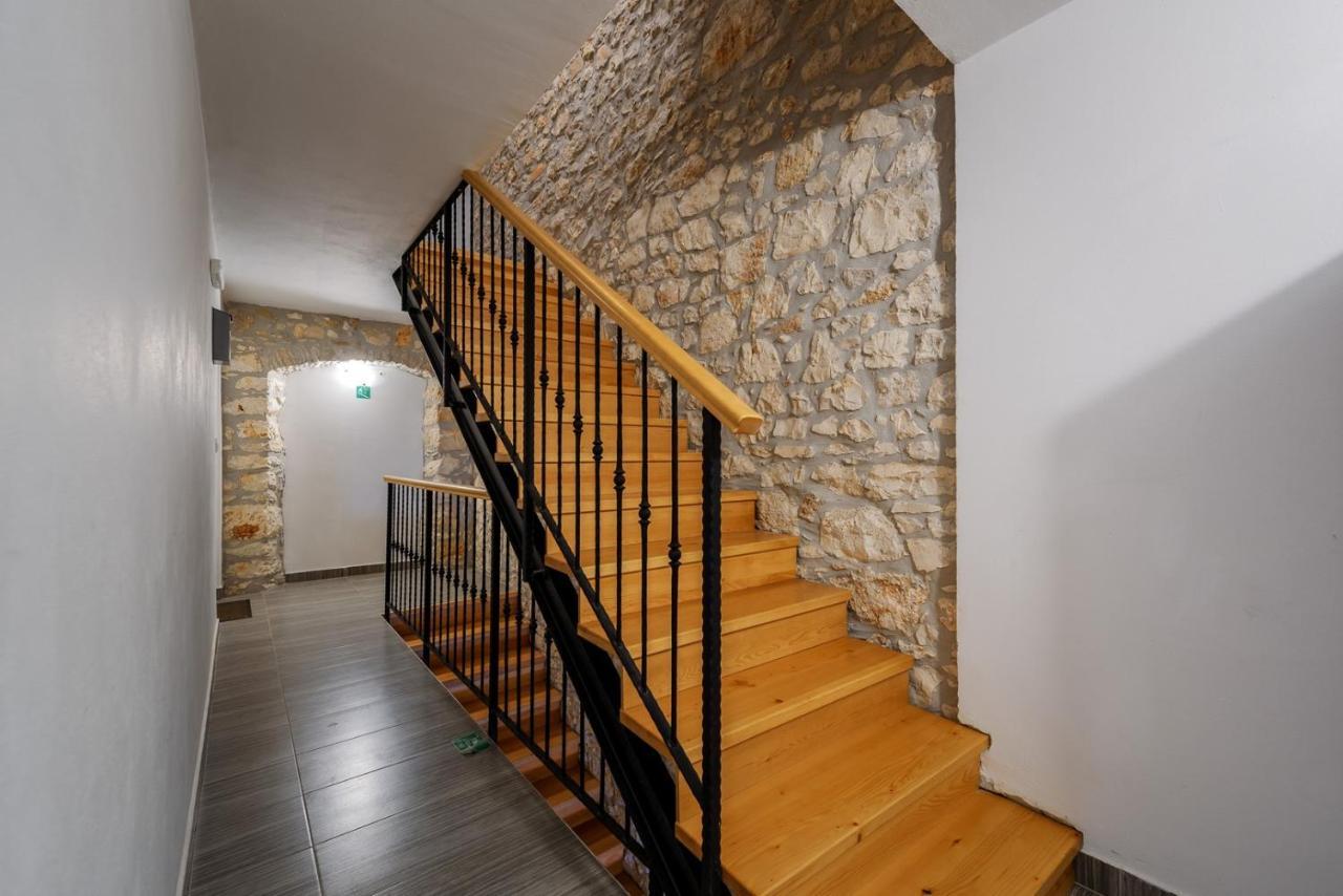 Apartments Dante Умаг Экстерьер фото