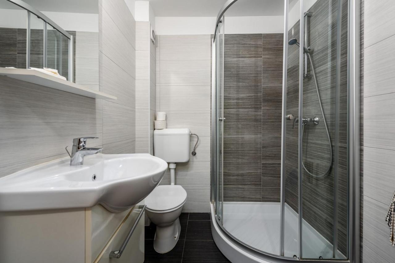 Apartments Dante Умаг Экстерьер фото
