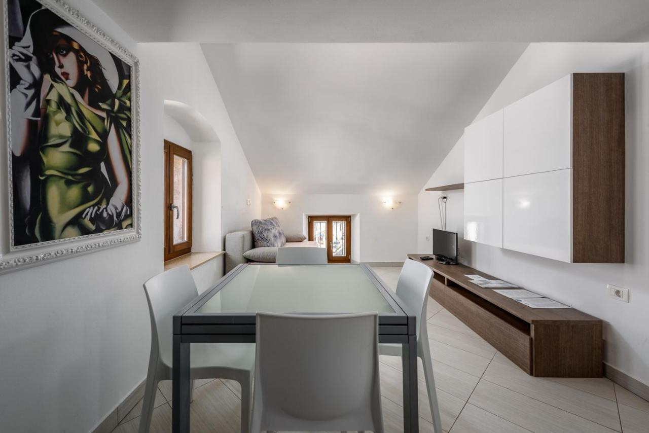 Apartments Dante Умаг Экстерьер фото